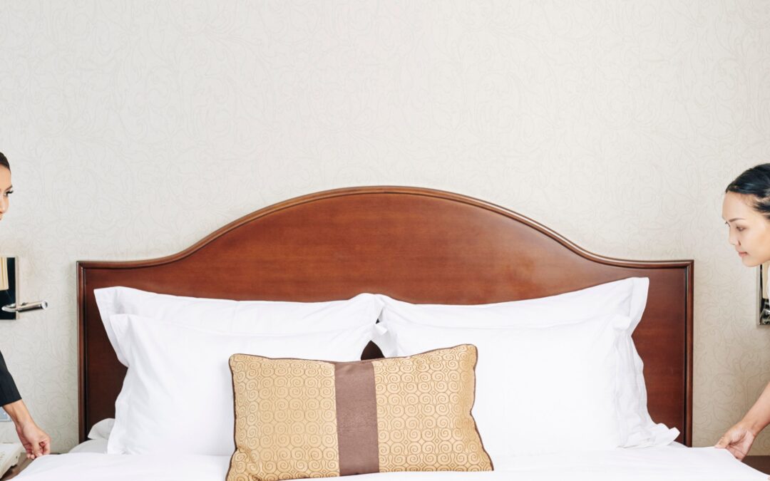 How to use your hotel’s reviews to train and motivate staff