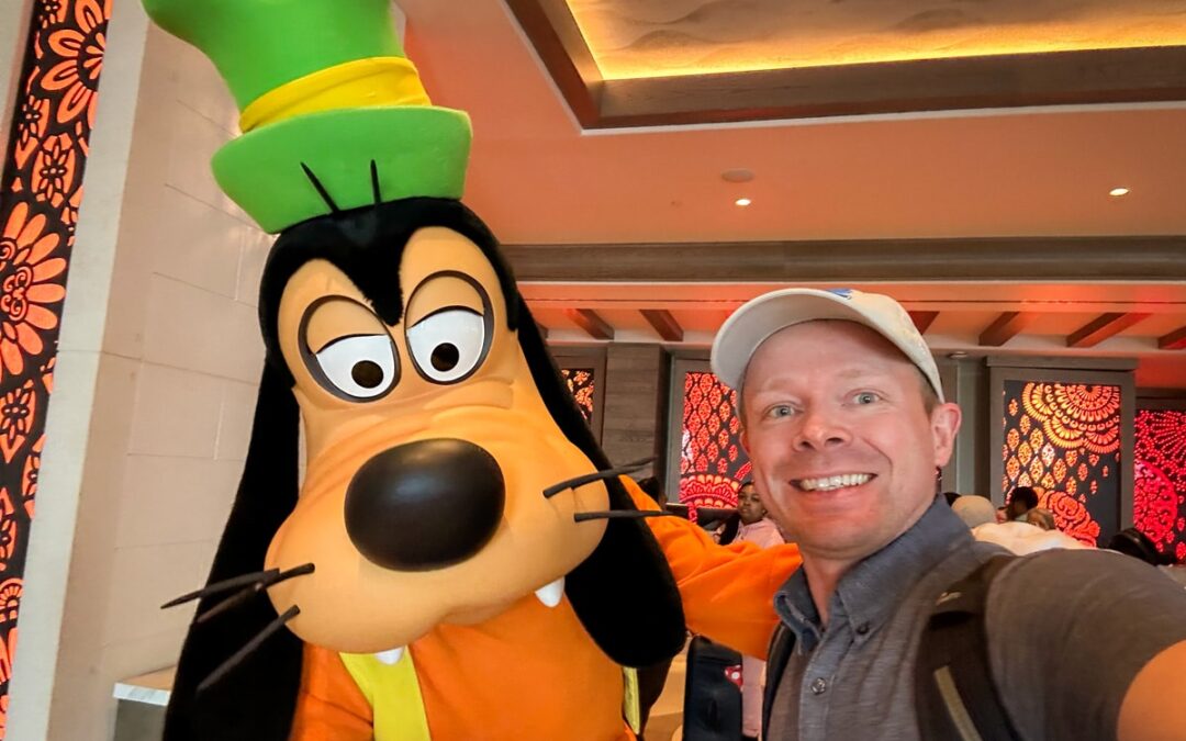 Little Things We Love at Disney World: Character Caravan