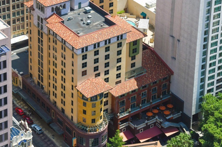Sonnenblick-Eichner Company Arranges Financing for Texas Hotel
