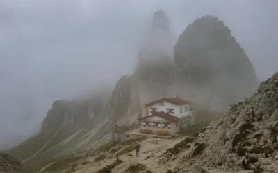 How To Hike To Rifugio Fratelli Fonda Savio In The Sesto Dolomites