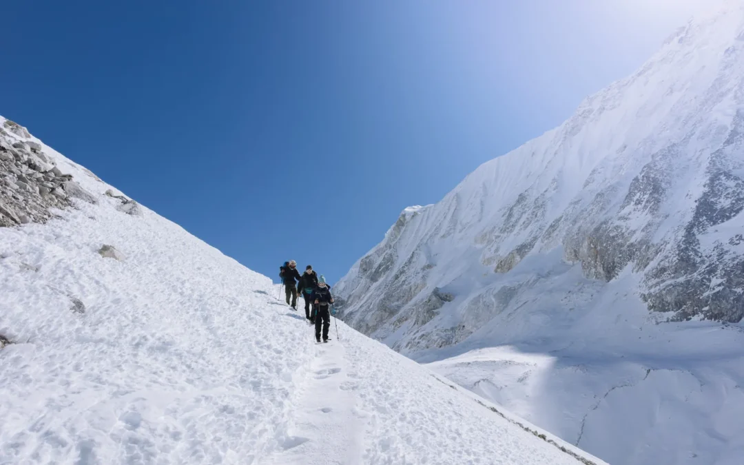 How Difficult Is The Larke Pass On The Manaslu Circuit In The Himalayas?